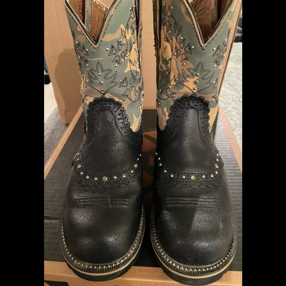 Fat Baby Gem Baby Camo cowgirl boots by Ariat